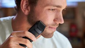 Gadgetoo Philips Bt3102/25 Series-3000 Cordless Rechargeable Beard Trimmer