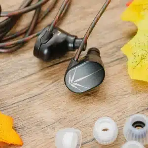 Gadgetoo Moondrop Chu Wired Dynamic Iem