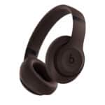 Beats Studio Pro is equipped with an array of Android features: Google Fast Pair - connect quickly with a single tap, and automatically pair to all Android or Chrome devices registered to your Gmail account⁵ Audio Switch - seamlessly transition audio between your Android, Chromebook, and other compatible devices⁶ Find My Device - easily locate your lost headphones on a map with Google Find My Device⁷ Beats app for Android - unlock access to product customization, software updates, and new features to get the most out of your headphones