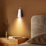WiWU Wi-D8 Desk Lamp 4in1 Intelligent Magnetic Light - Image 3