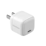 Momax UM68 20W Flat Pin Type C Fast Charger