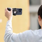 Ulanzi MA35 MagSafe Bluetooth Smartphone Camera Shutter and Grip - Image 8