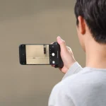 Ulanzi MA35 MagSafe Bluetooth Smartphone Camera Shutter and Grip - Image 2