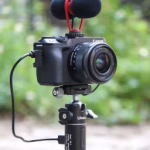 Ulanzi BG-3 10,000mAh Power Handgrip with Mini Tripod - Image 2